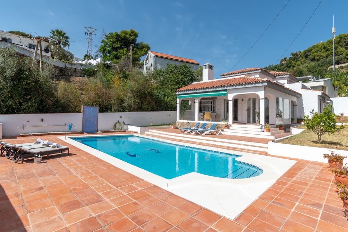 Detached Villa in Benalmadena — photo 3 of 10