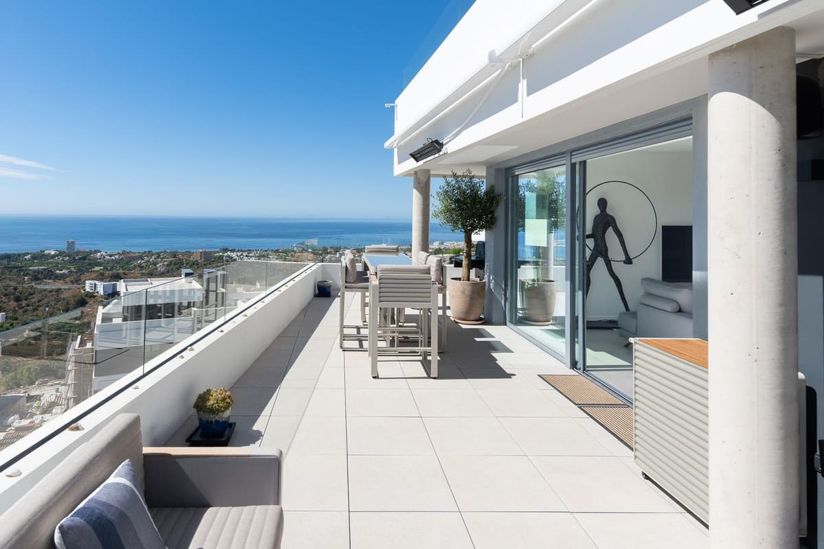 Penthouse Duplex in Marbella — photo 3 of 10