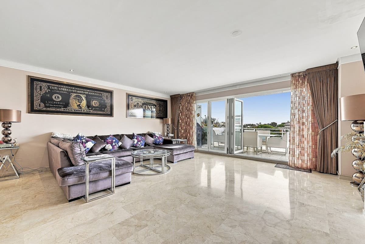 Top Floor Apartment in Benalmadena Costa — photo 6 of 10
