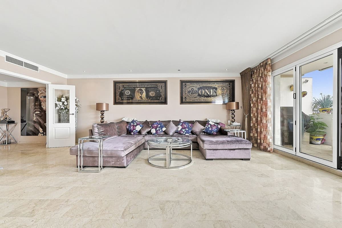 Top Floor Apartment in Benalmadena Costa — photo 10 of 10
