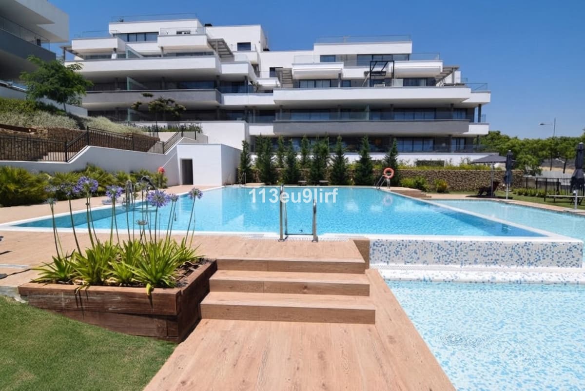 Ground Floor Apartment in Estepona — photo 2 of 10