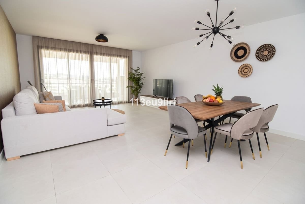 Ground Floor Apartment in Estepona — photo 8 of 10
