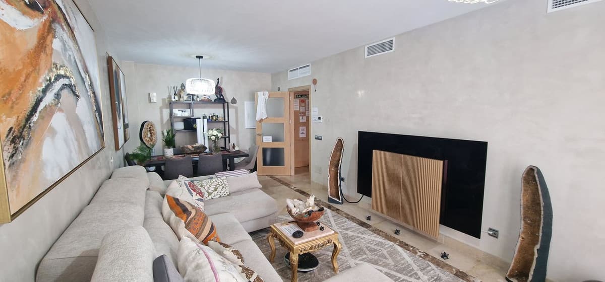 Ground Floor Apartment in La Duquesa — photo 3 of 10