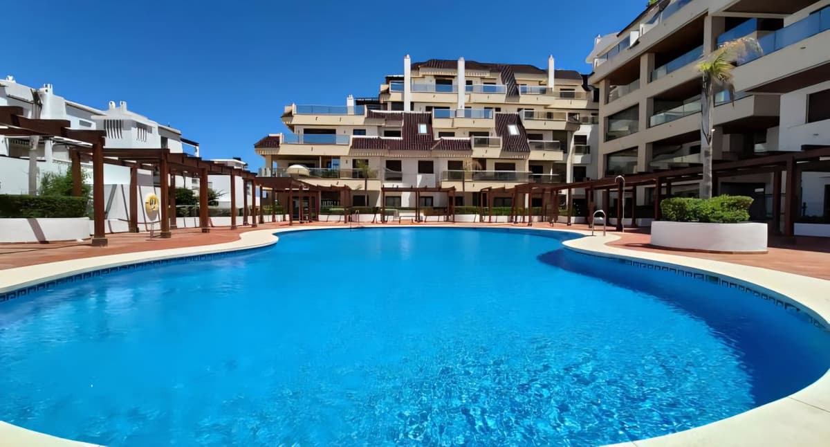 Ground Floor Apartment in La Duquesa — photo 7 of 10