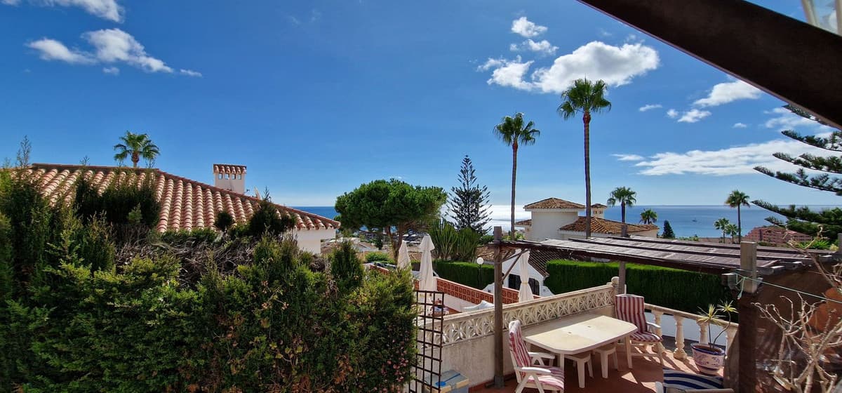 Detached Villa in Manilva — photo 1 of 10