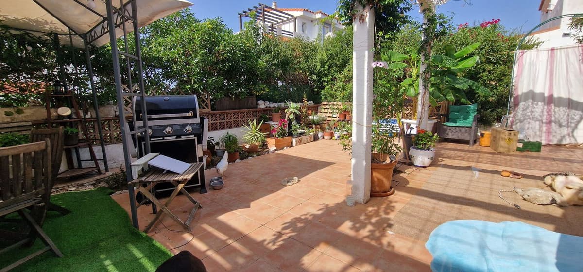 Semi-Detached House in Manilva — photo 2 of 10