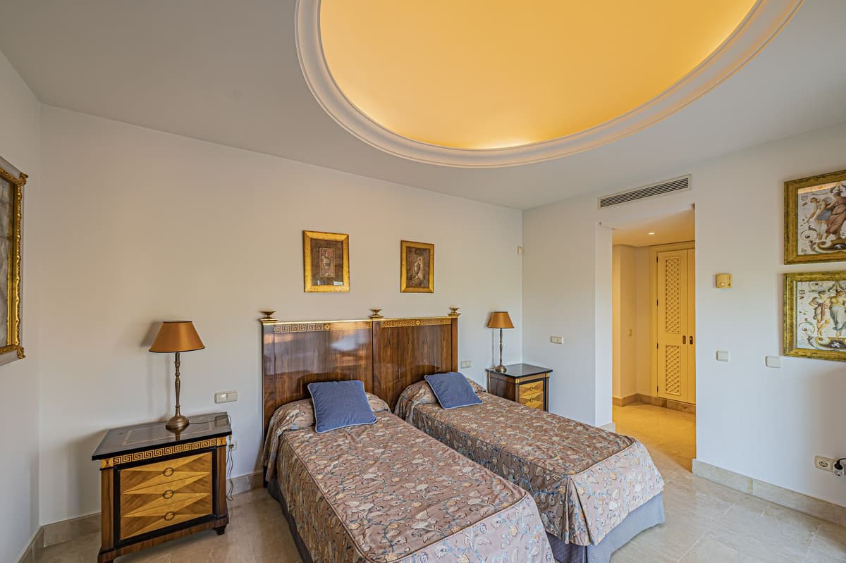 Penthouse in Puerto Banús — photo 9 of 10