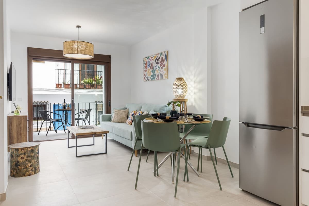 Ground Floor Apartment in Benahavís — photo 9 of 10