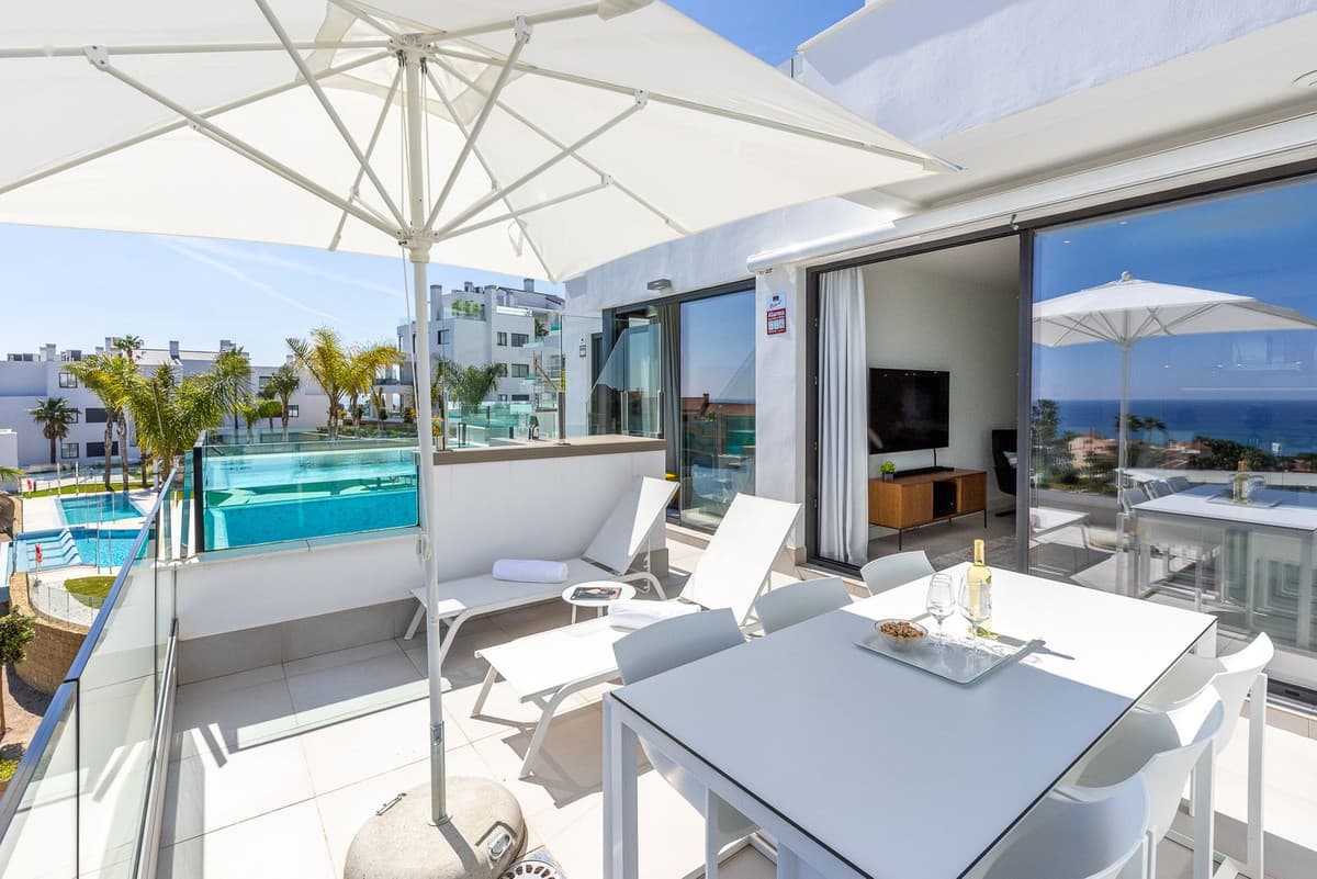 Middle Floor Apartment in Mijas — photo 1 of 10