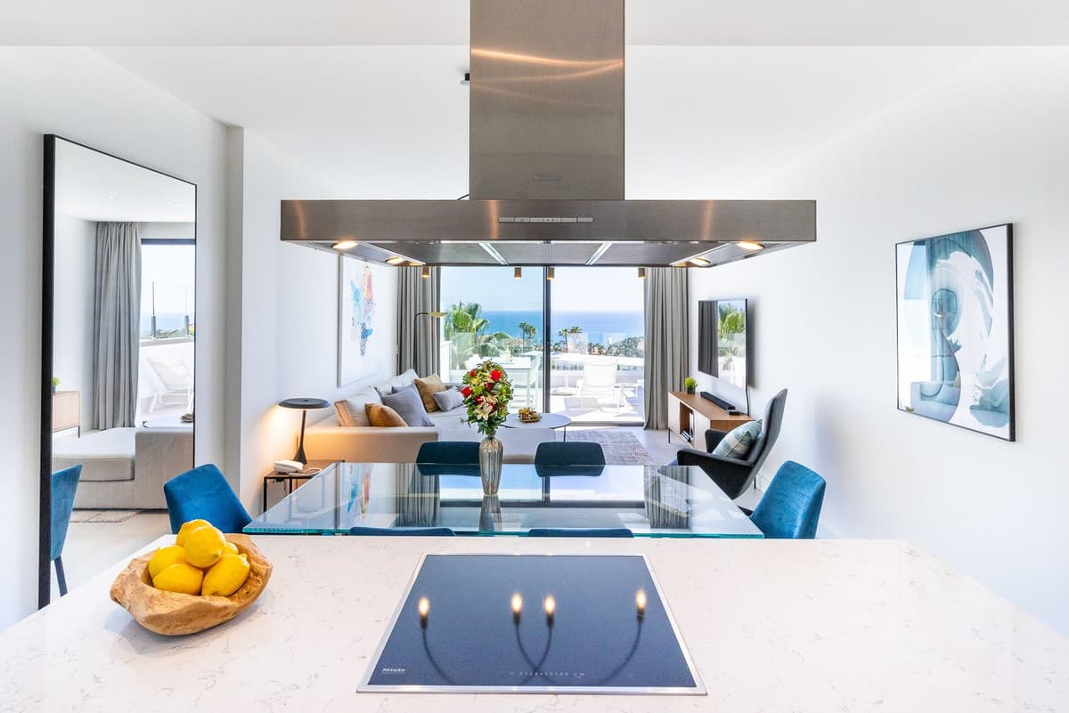 Middle Floor Apartment in Mijas — photo 10 of 10