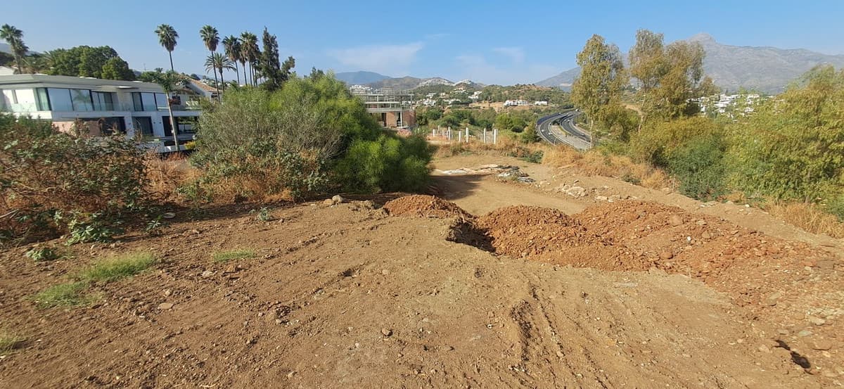Residential Plot in La Quinta — photo 10 of 10