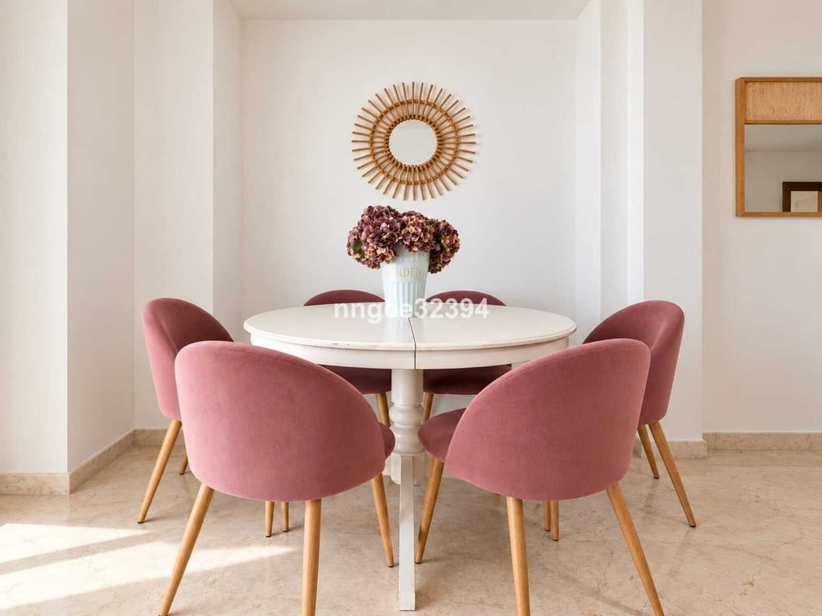 Ground Floor Apartment in Benahavís — photo 4 of 10