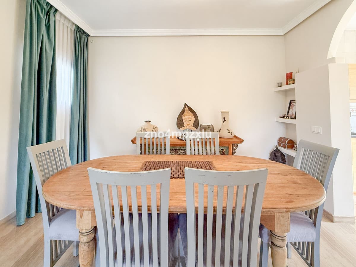 Detached Villa in Guadalmina Baja — photo 5 of 10