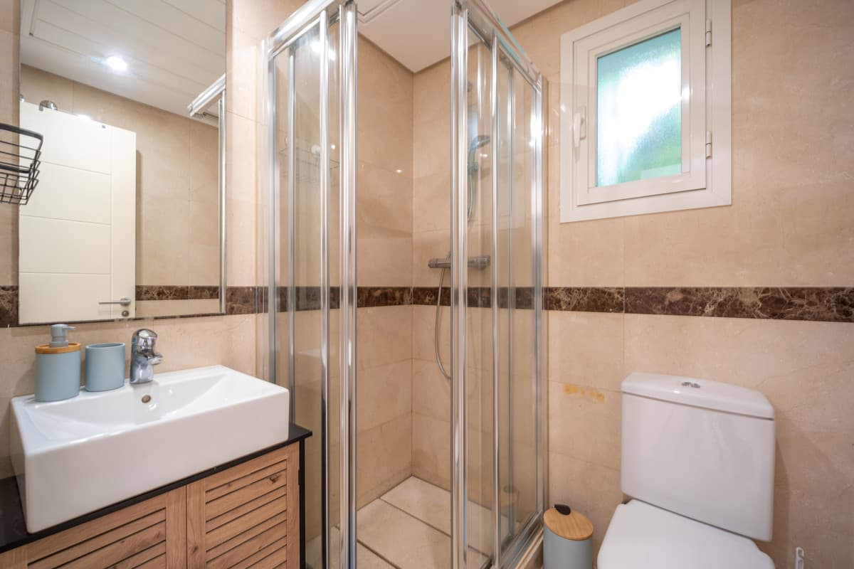 Ground Floor Apartment in Estepona — photo 4 of 10