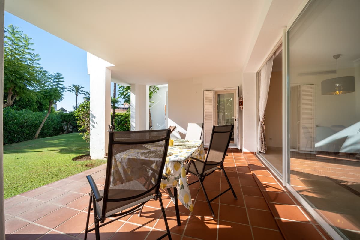 Ground Floor Apartment in Estepona — photo 8 of 10