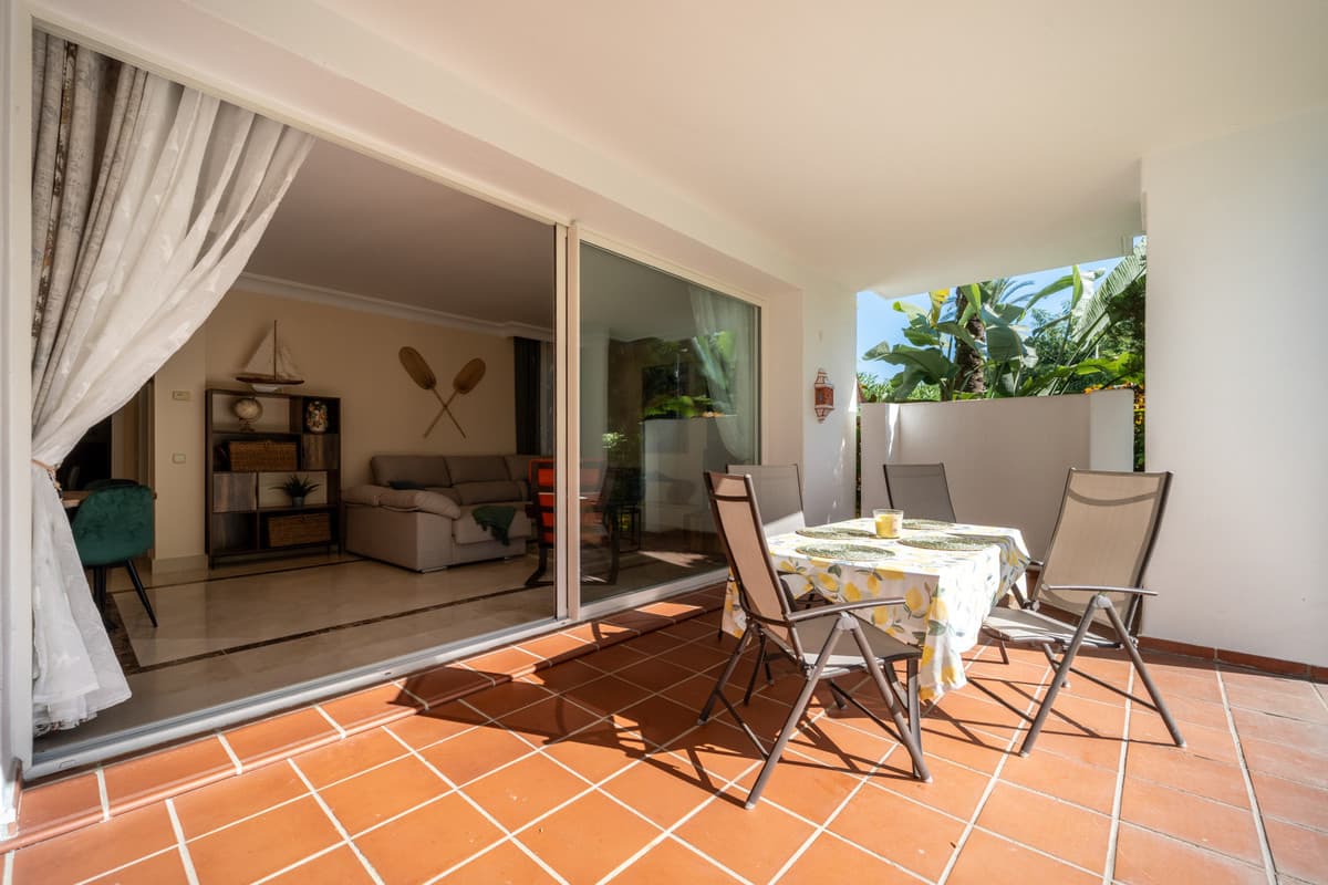 Ground Floor Apartment in Estepona — photo 9 of 10