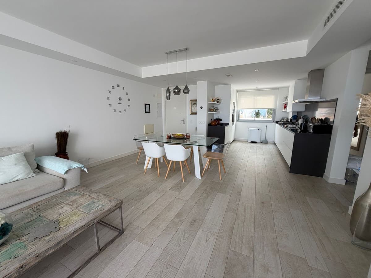 Middle Floor Apartment in Casares — photo 6 of 10