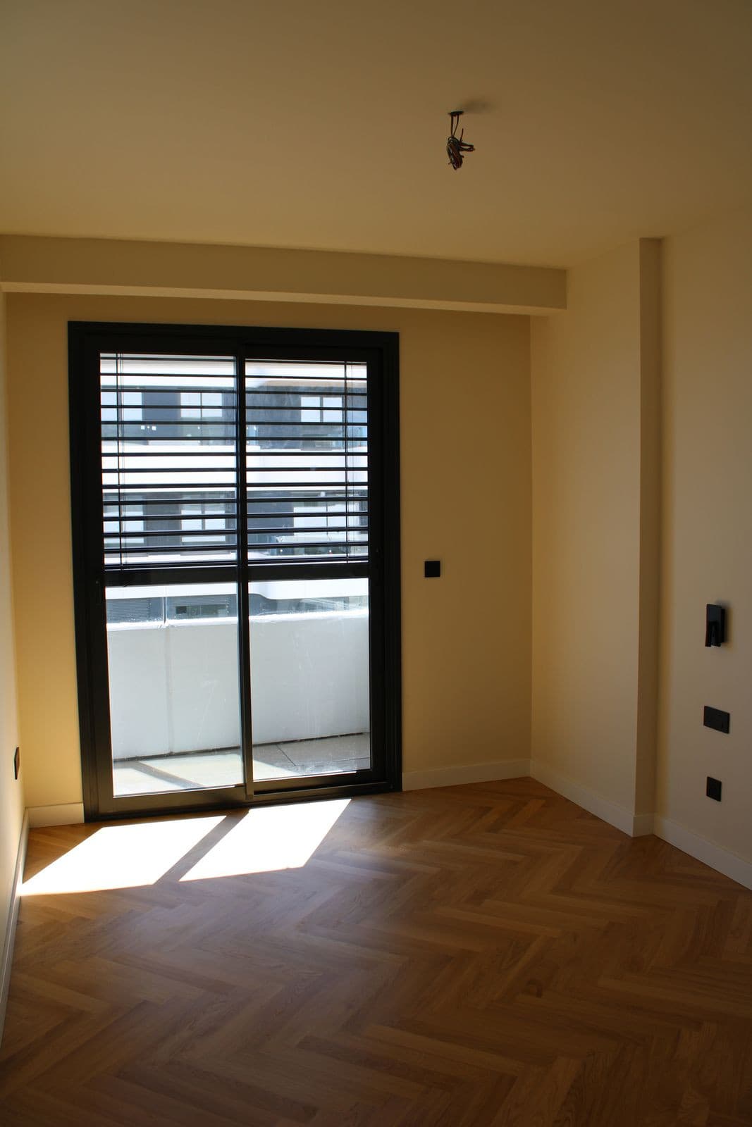 Middle Floor Apartment in Málaga — photo 5 of 10