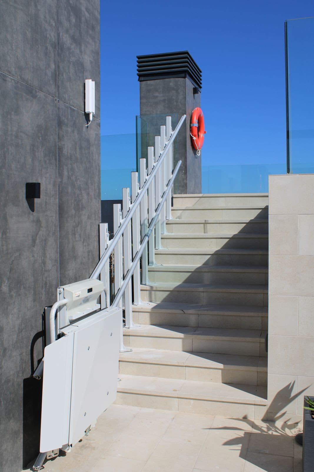 Middle Floor Apartment in Málaga — photo 10 of 10