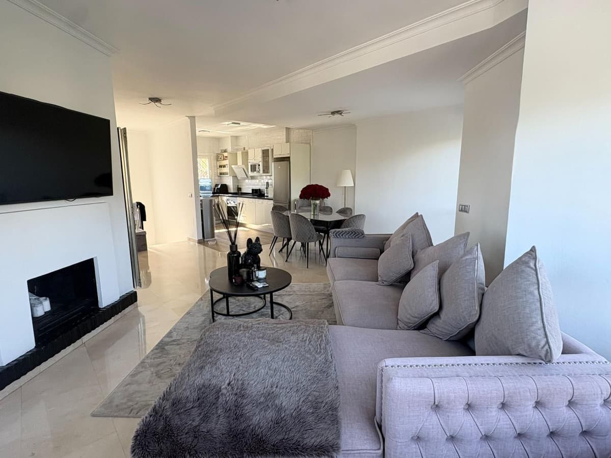 Duplex in Mijas Costa — photo 2 of 17