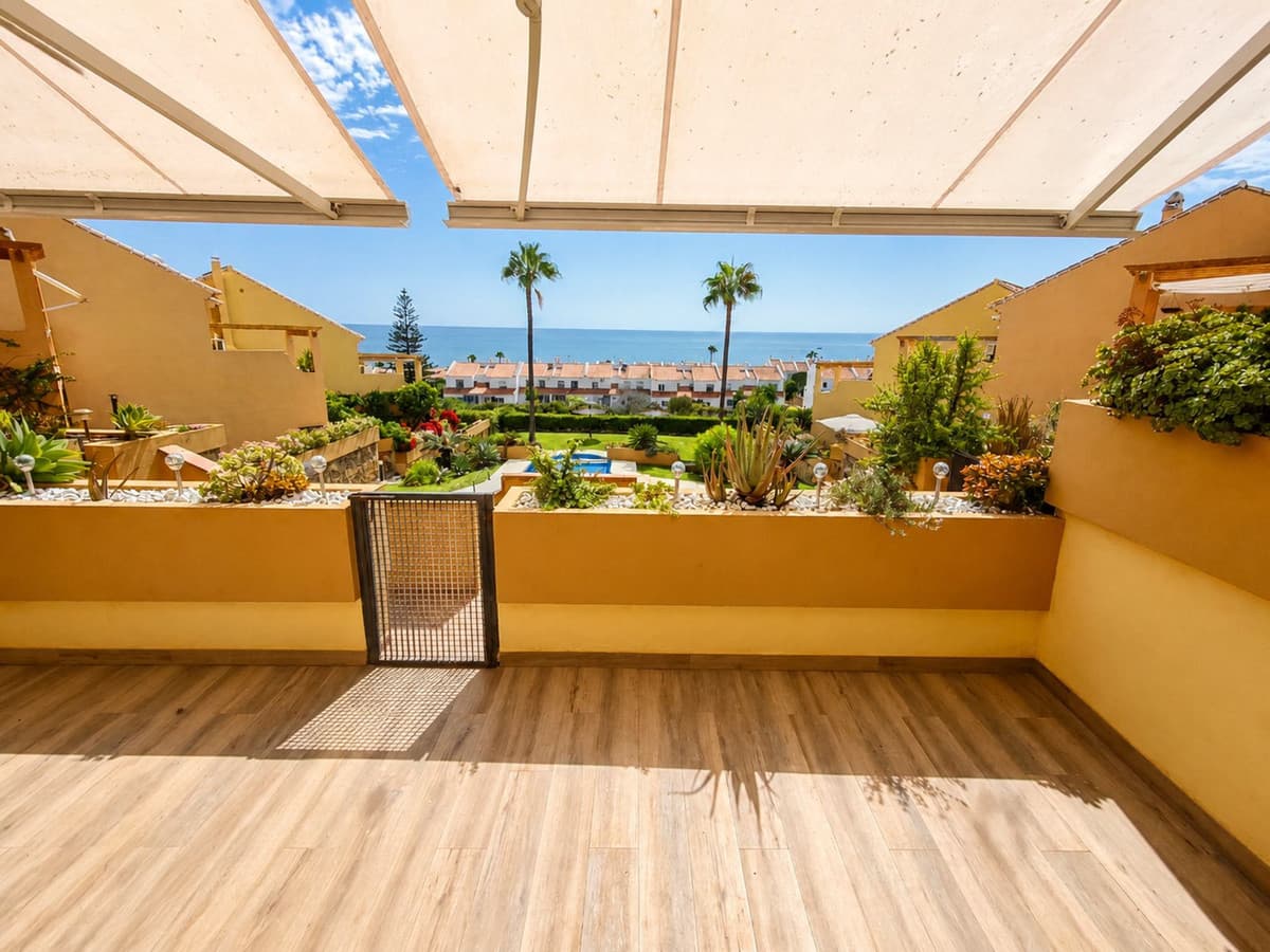Ground Floor Apartment in La Duquesa — photo 5 of 10