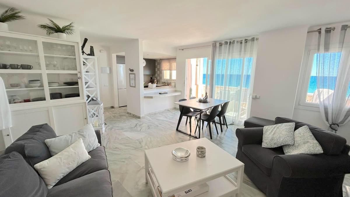 Penthouse Duplex in Estepona — photo 5 of 10