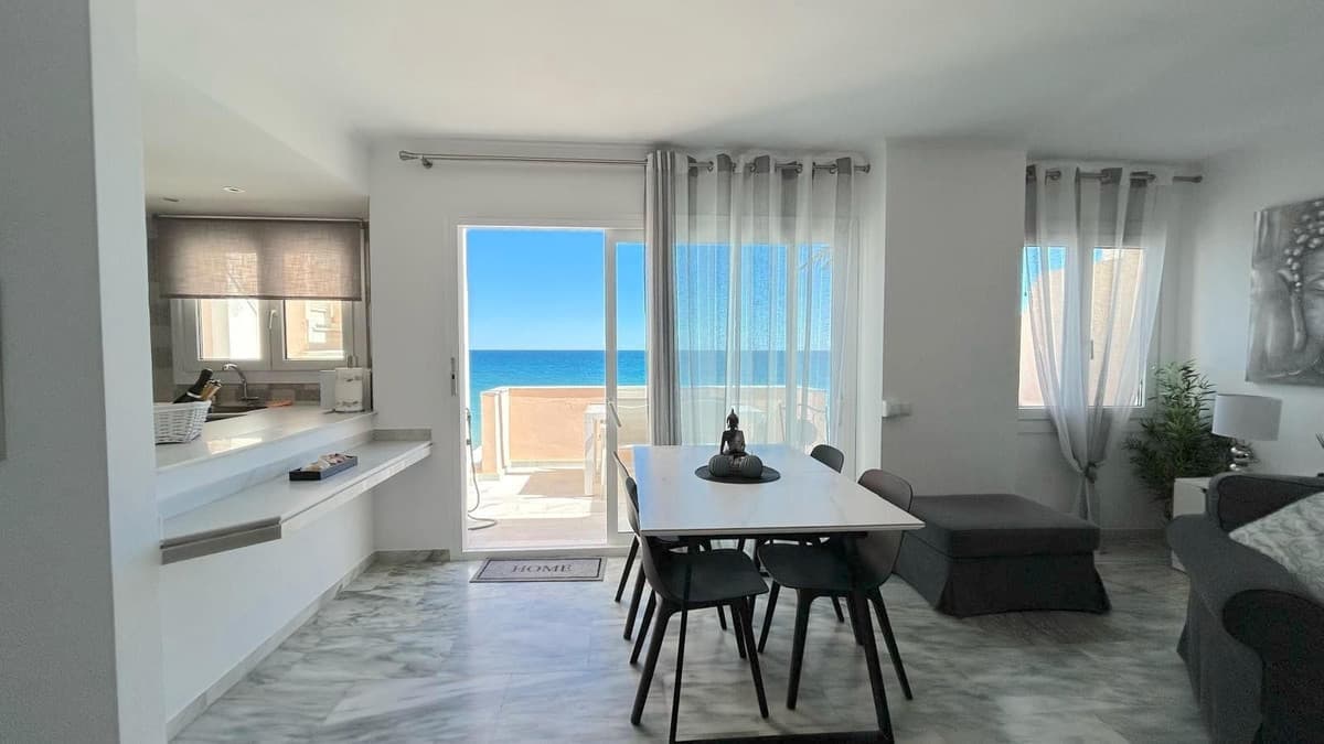 Penthouse Duplex in Estepona — photo 7 of 10
