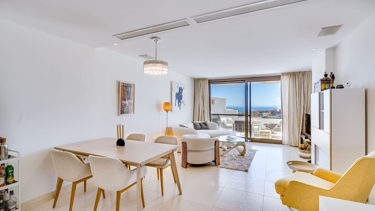 Penthouse in Casares — photo 2 of 10