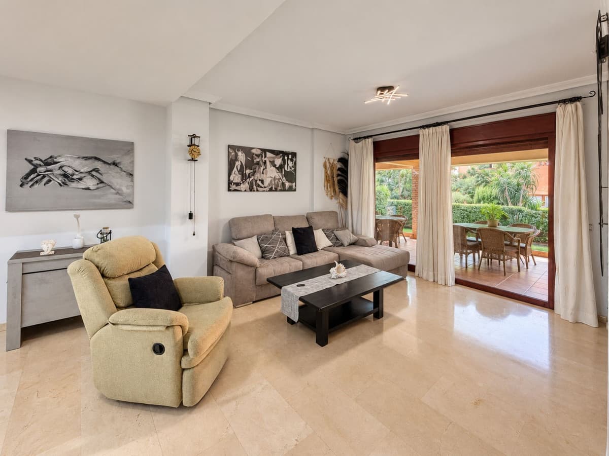 Ground Floor Apartment in Casares Playa — photo 4 of 10