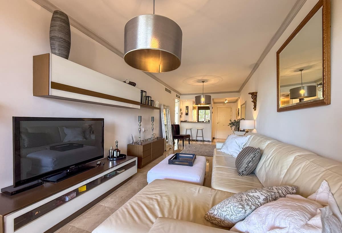 Middle Floor Apartment in La Cala de Mijas — photo 5 of 10