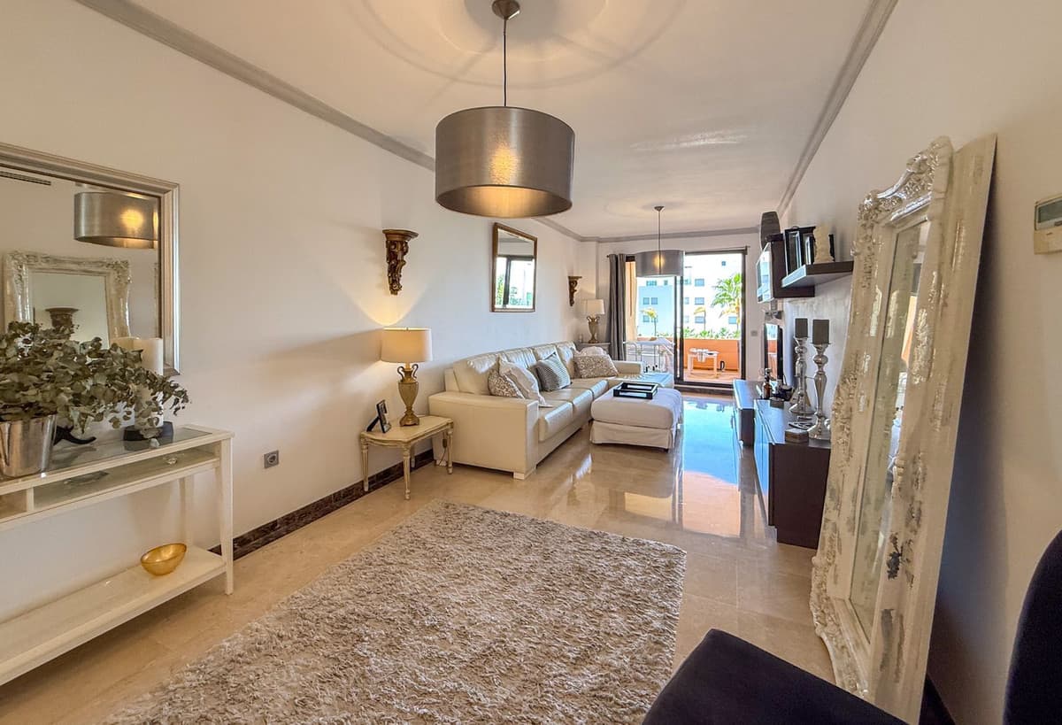 Middle Floor Apartment in La Cala de Mijas — photo 7 of 10
