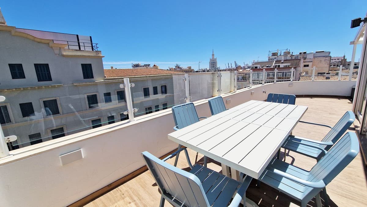 Penthouse in Málaga — photo 8 of 10