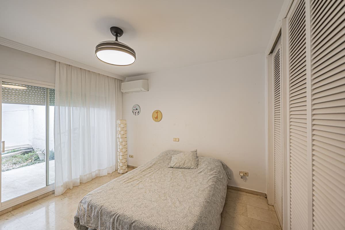 Ground Floor Apartment in Río Real — photo 10 of 10