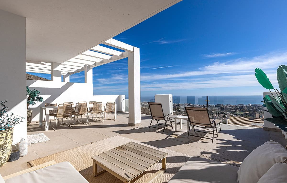 Penthouse Duplex in Benalmadena — photo 1 of 10