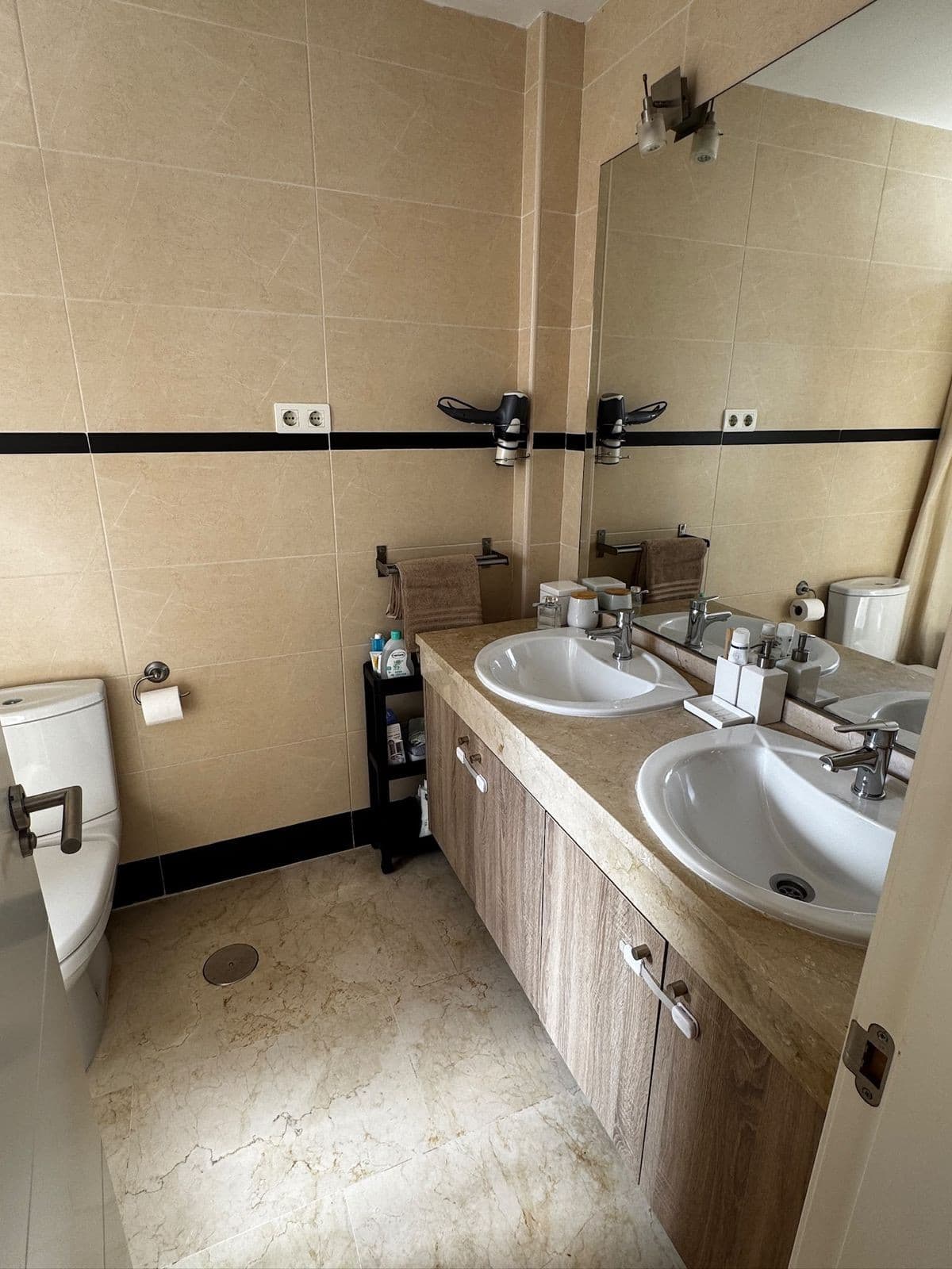 Townhouse in El Chaparral — photo 10 of 10