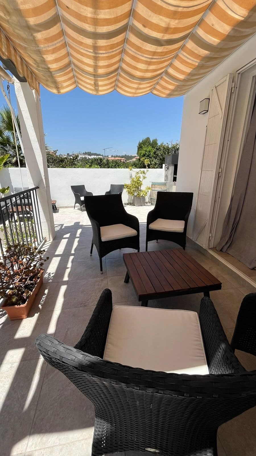 Detached Villa in El Faro — photo 2 of 10