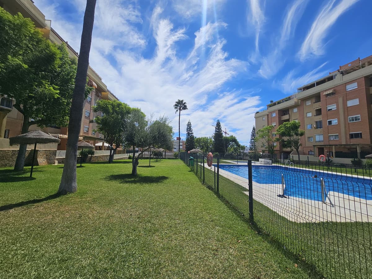 Middle Floor Apartment in Torremolinos — photo 1 of 10