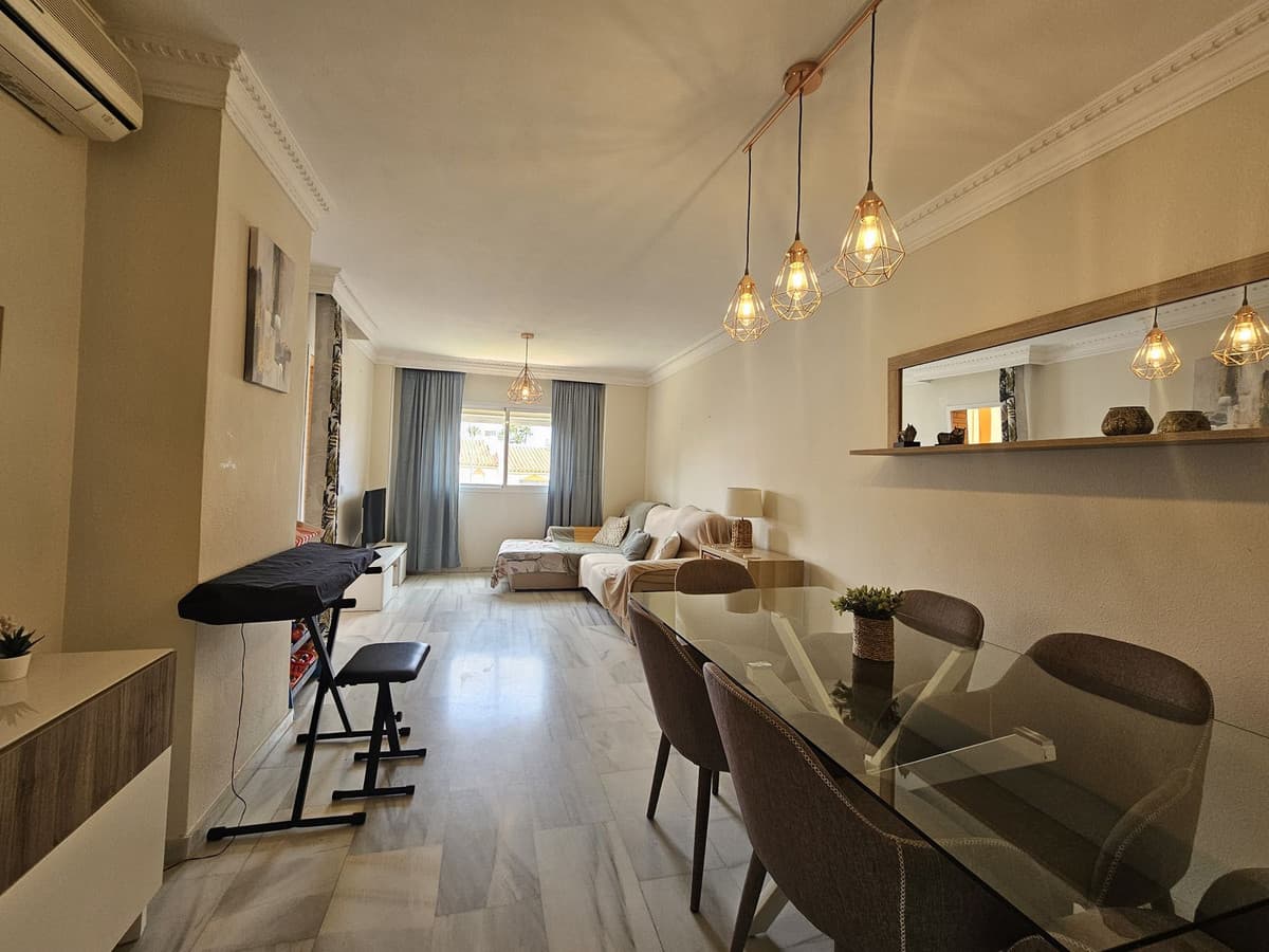 Middle Floor Apartment in Torremolinos — photo 5 of 10