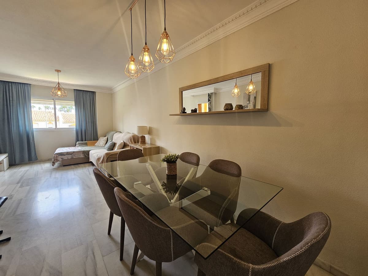 Middle Floor Apartment in Torremolinos — photo 6 of 10
