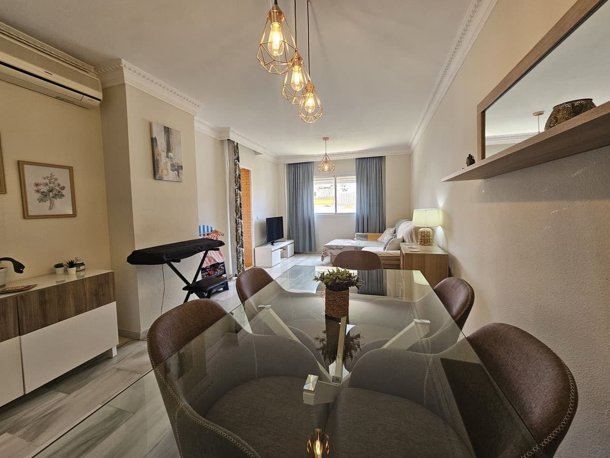 Middle Floor Apartment in Torremolinos — photo 8 of 10