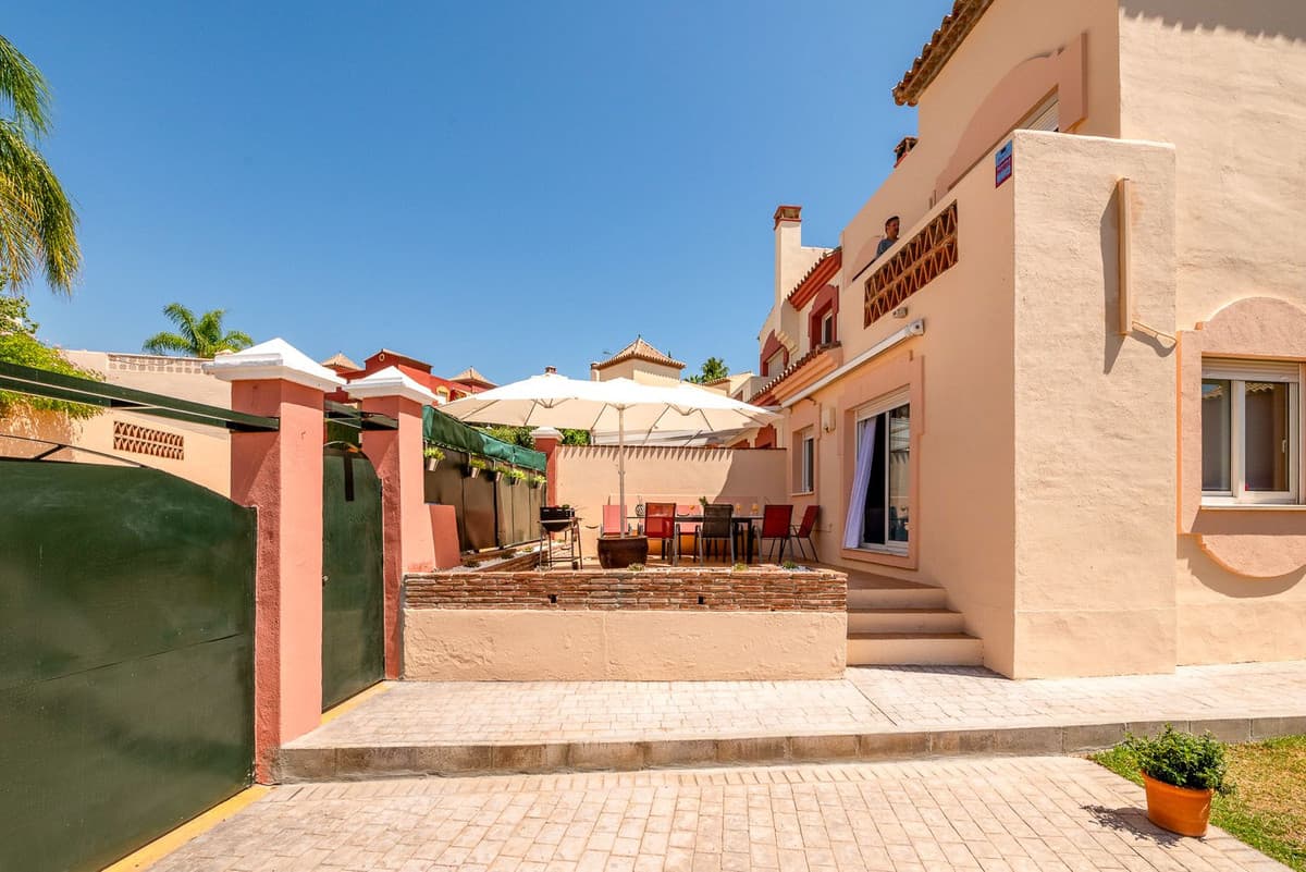 Semi-Detached House in Marbella — photo 5 of 10