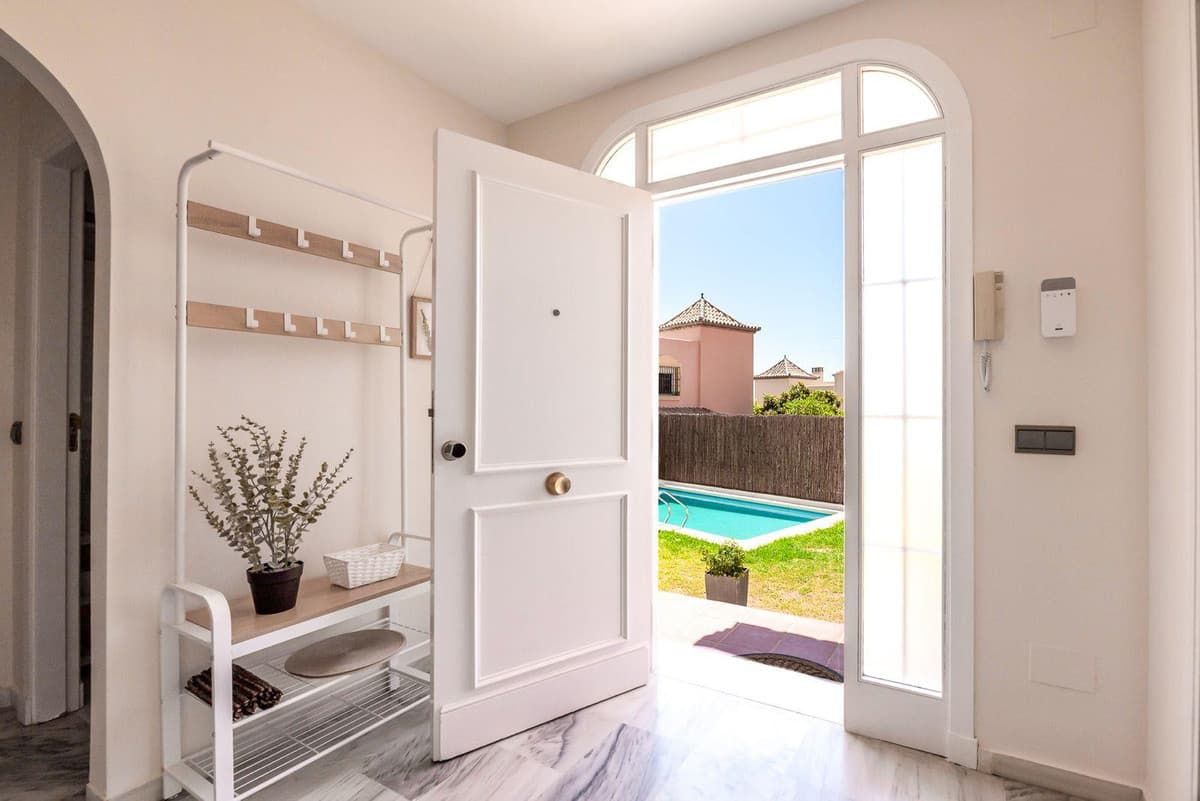 Semi-Detached House in Marbella — photo 8 of 10