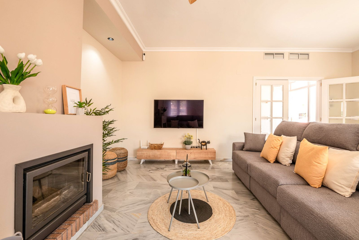Semi-Detached House in Marbella — photo 10 of 10