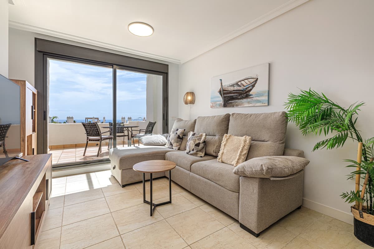Penthouse Duplex in Estepona — photo 7 of 10