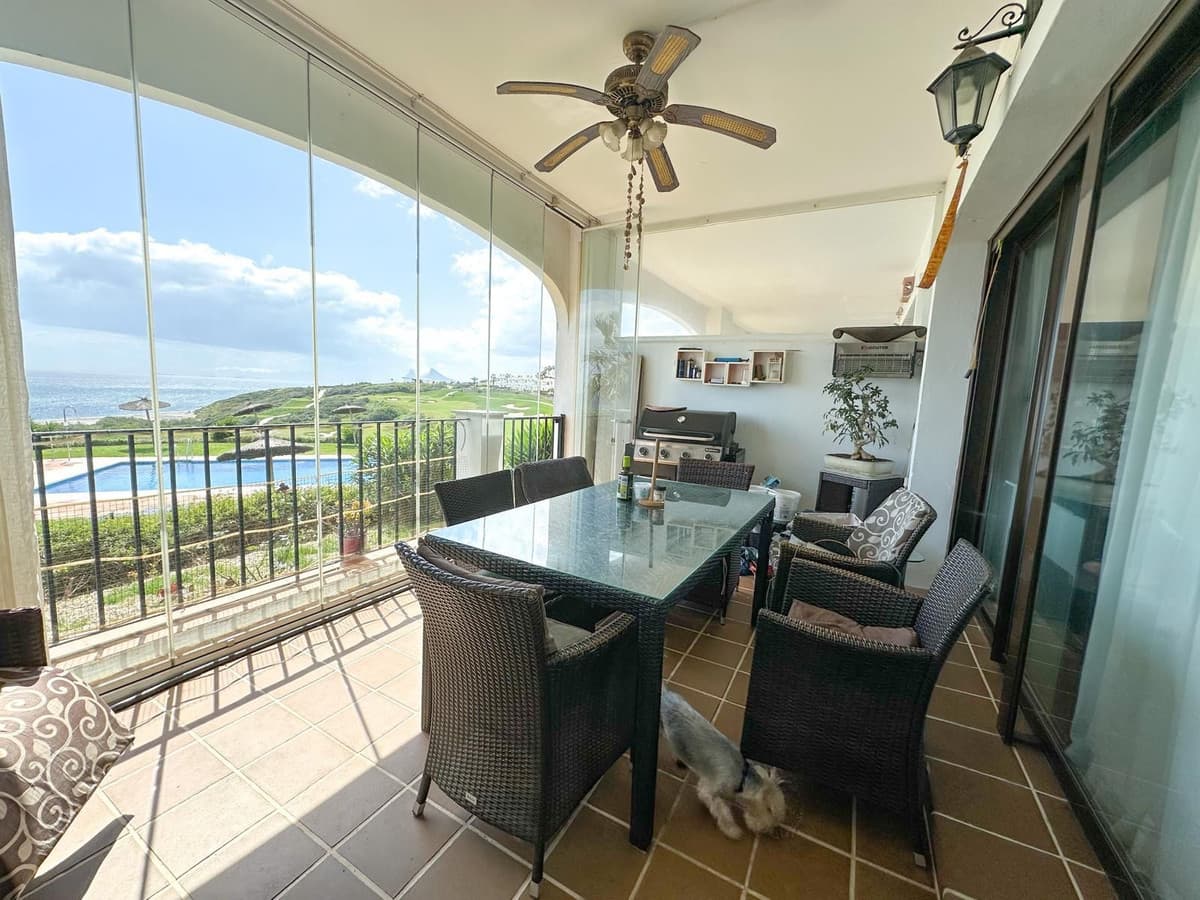 Middle Floor Apartment in La Alcaidesa — photo 6 of 10