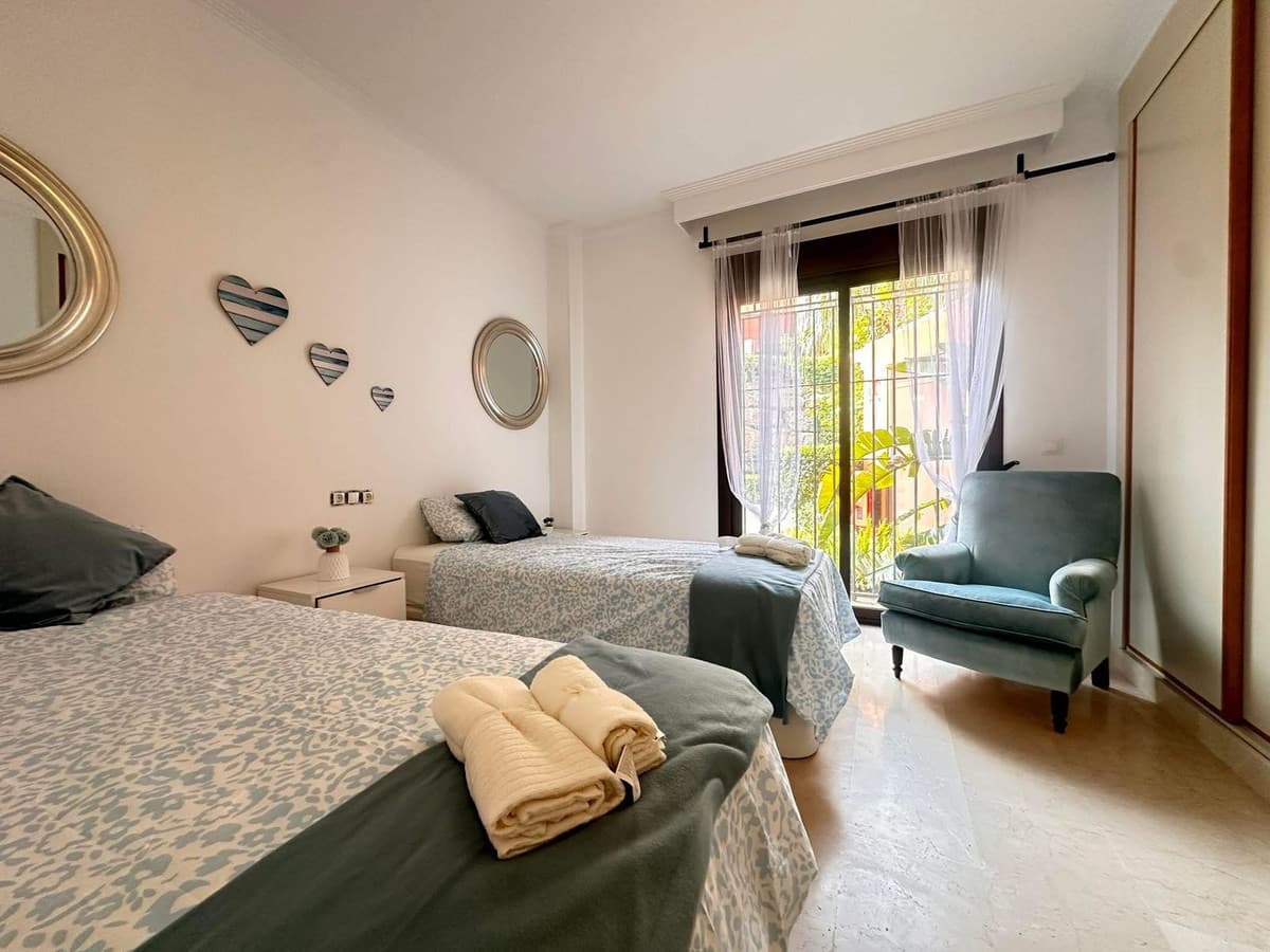 Ground Floor Apartment in Estepona — photo 8 of 10