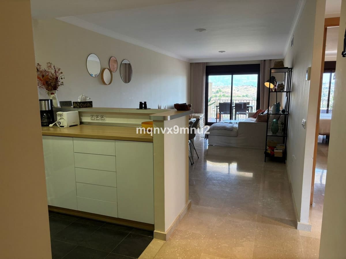 Middle Floor Apartment in La Cala de Mijas — photo 3 of 10