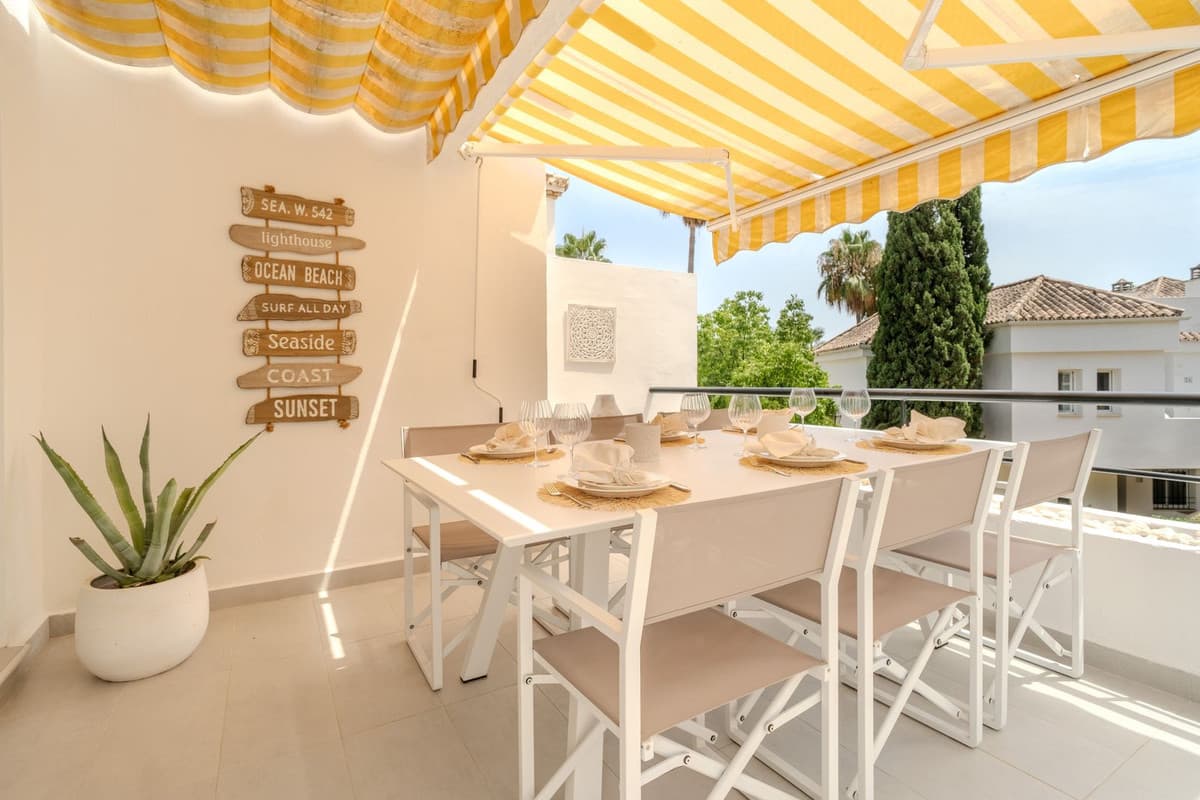 Top Floor Apartment in Nueva Andalucía — photo 3 of 10