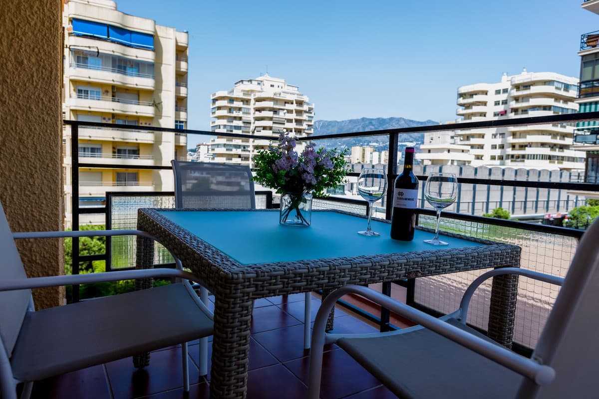 Middle Floor Apartment in Fuengirola — photo 1 of 10