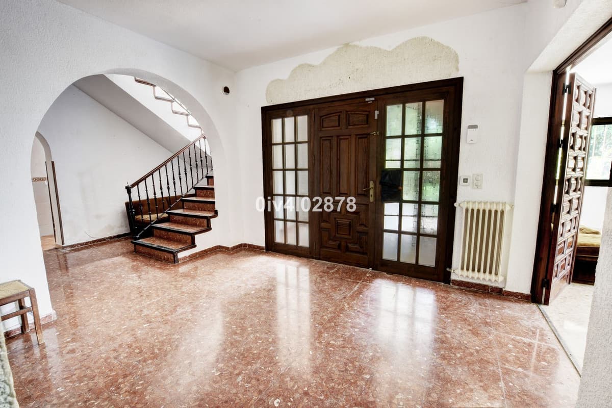 Detached Villa in Málaga — photo 8 of 10